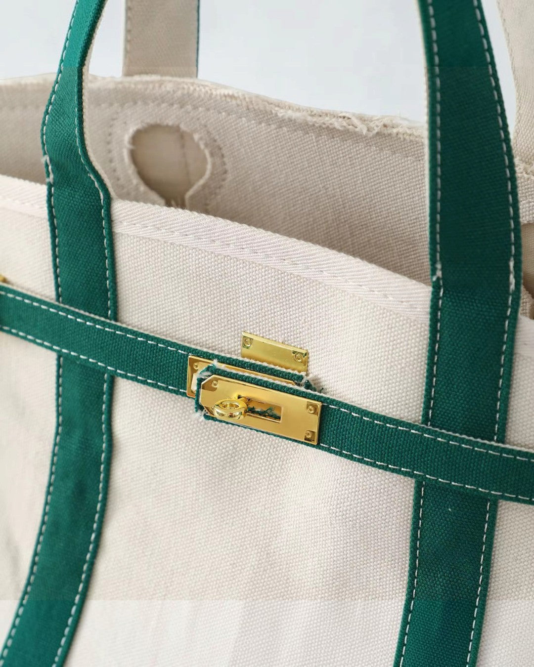 The Weekender Distressed Tote Green
